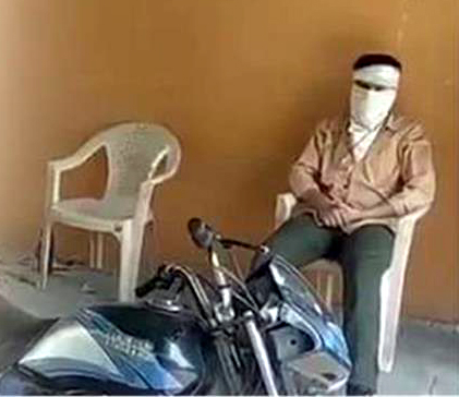 शहर के जेपी नगर स्थित स्वामी संत दास पब्लिक स्कूल के बाहर छात्रों के बीच हुई हिंसक झड़प