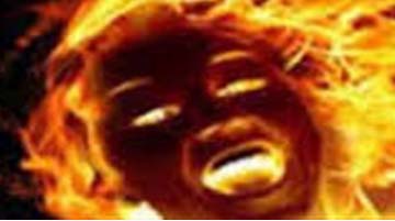 ਚੰਡੀਗੜ੍ਹ ਦੇ ਪਾਰਕ &rsquo;ਚ ਲੜਕੀ ਨੂੰ ਜ਼ਿੰਦਾ ਸਾੜਿਆ, ਨੌਜਵਾਨ 'ਤੇ ਪੁਲਿਸ ਨੇ ਹੱਤਿਆ ਦਾ ਕੇਸ ਦਰਜ ਕਰਨ ਮਗਰੋਂ ਕੀਤਾ ਗ੍ਰਿਫ਼ਤਾਰ