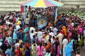 भारी संख्या में माथा टेकने श्री सिद्ध बाबा सोढल पहुंचे श्रद्धालु