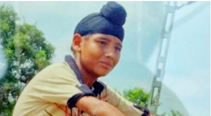 लड़ियों ने बुझाया घर का चिराग: करंट लगने से नाै साल के मासूम की गई जान, मां ने सेहरा सजाकर दी अंतिम विदाई